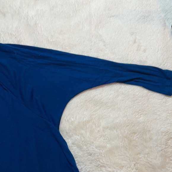 Blue‎ American Eagle Top - Picture 4 of 4